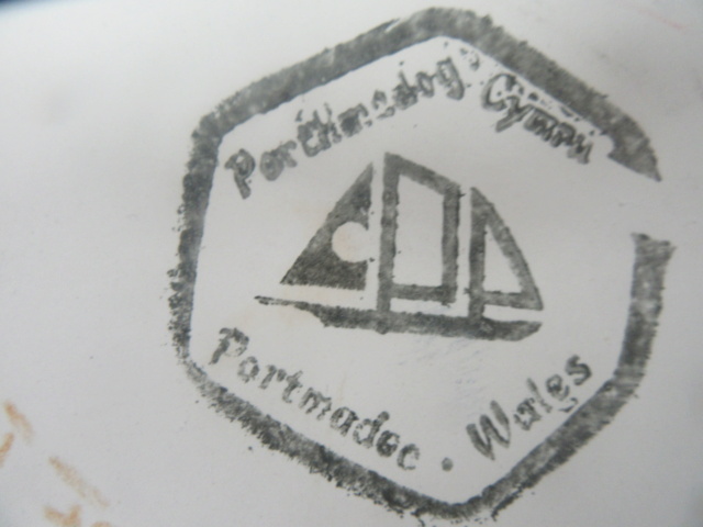Porthmadog Pottery, Wales (Previously Dragon Pottery, Bwthyn) Img_0978