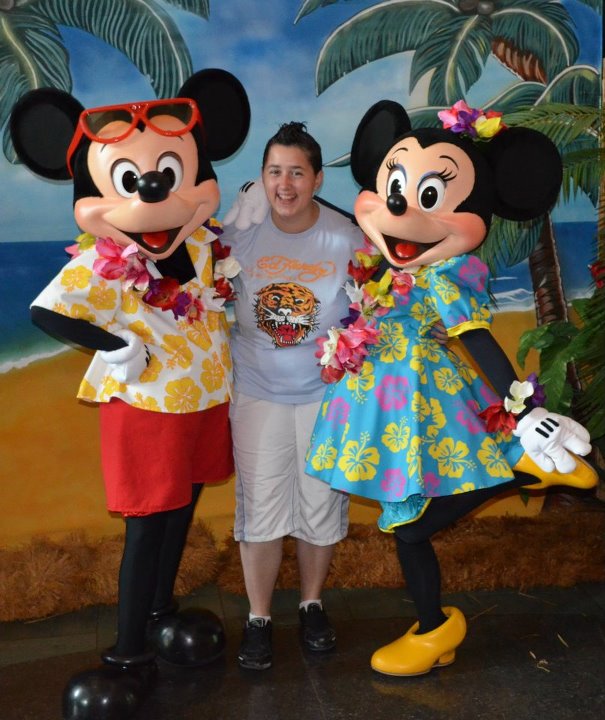 Photos avec les Personnages Disney - Page 2 53981110