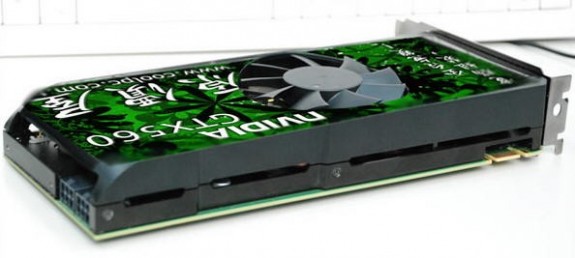 GeForce GTX 560 Ti: Ποζάρει στο φακό Nvidia12