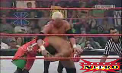 WCW Friday Nitro - 21 Janvier 2011 (Résultats) Reyeke10