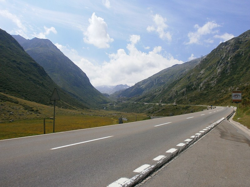 trans alpes quatrième jour St Moritz / Interlaken ( Suisse) 350 km. P8020924