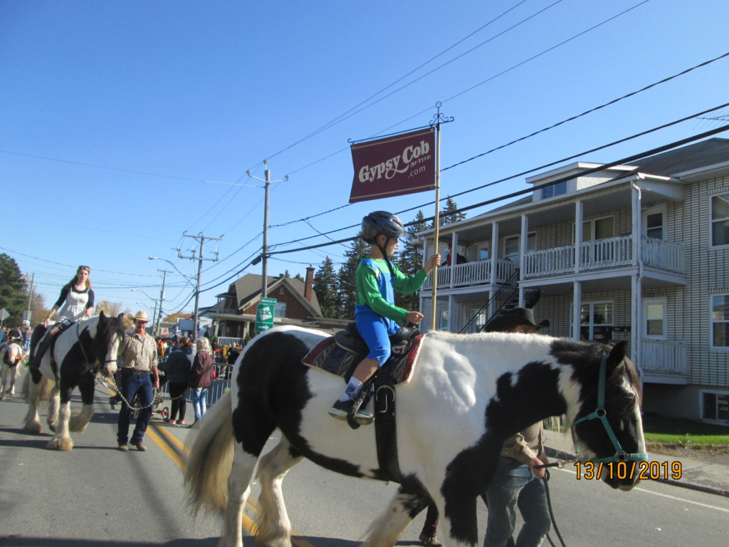 Défilé du Festival de la galette de sarrasin de Louiseville, 13 octobre 2019 03712