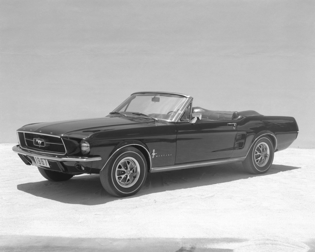 Photos d'origine Ford de Mustang 1967 ou des photos qui ont été prise en 1967 - Page 2 1967_f22