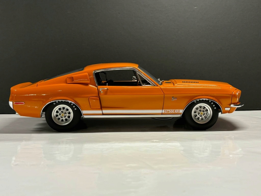  Shelby 1968 à l'échelle 1:18 44244010