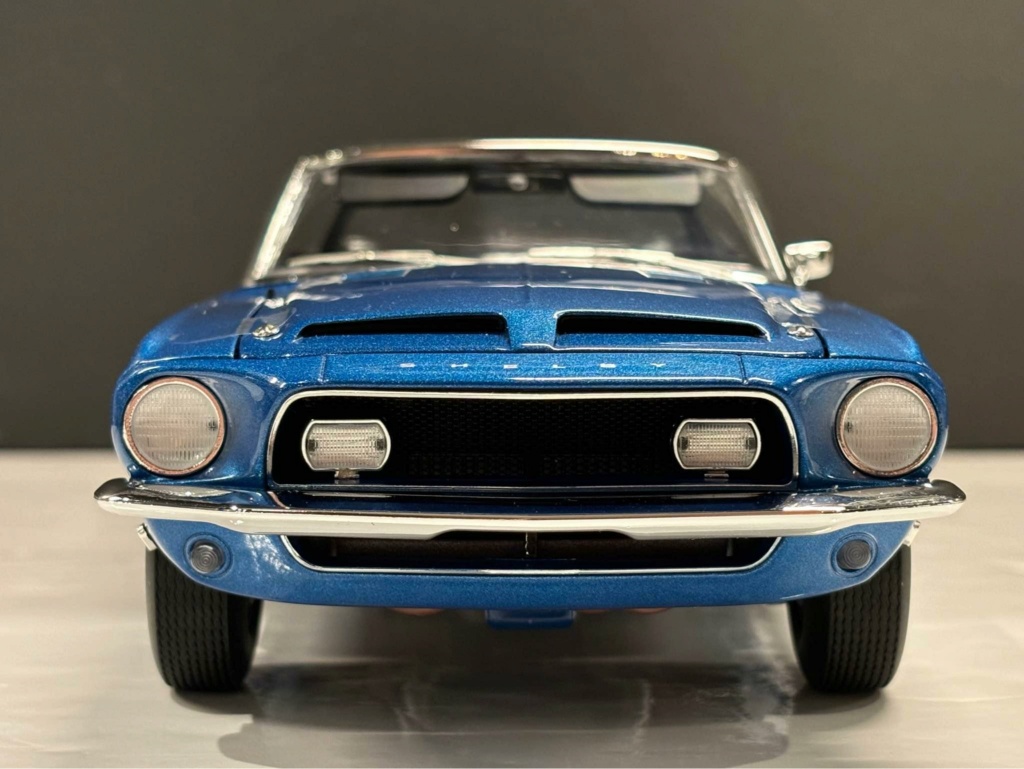  Shelby 1968 à l'échelle 1:18 44920010