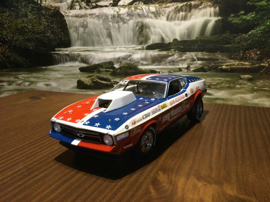  Mustang 1971 à l'échelle 1:18 45009110