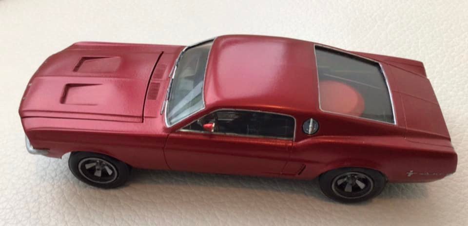Modèle à coller de Mustang 1967 ou 1968 Amt_ma10