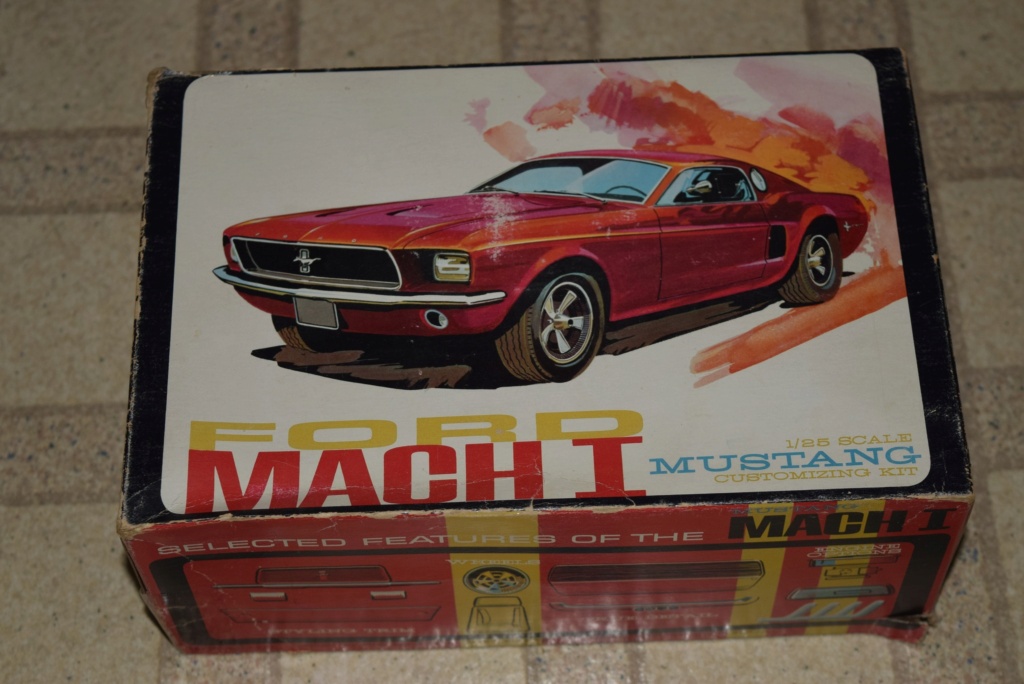 Modèle à coller de Mustang 1967 ou 1968 Amt_ma12