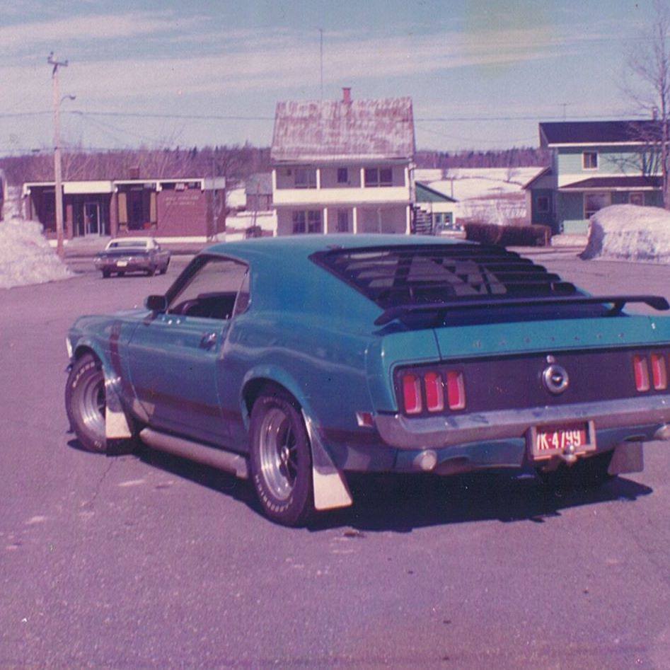 Vieille photo qui inclus des Mustang 65-73  - Page 4 Boss_310