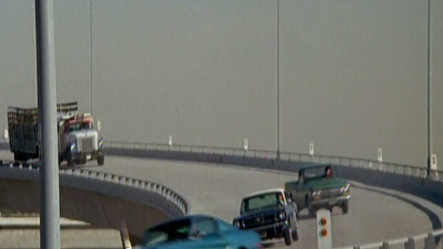 Mustang dans le film " Tremblement de terre (1975)"  Image233