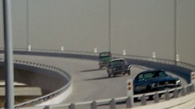 Mustang dans le film " Tremblement de terre (1975)"  Image236
