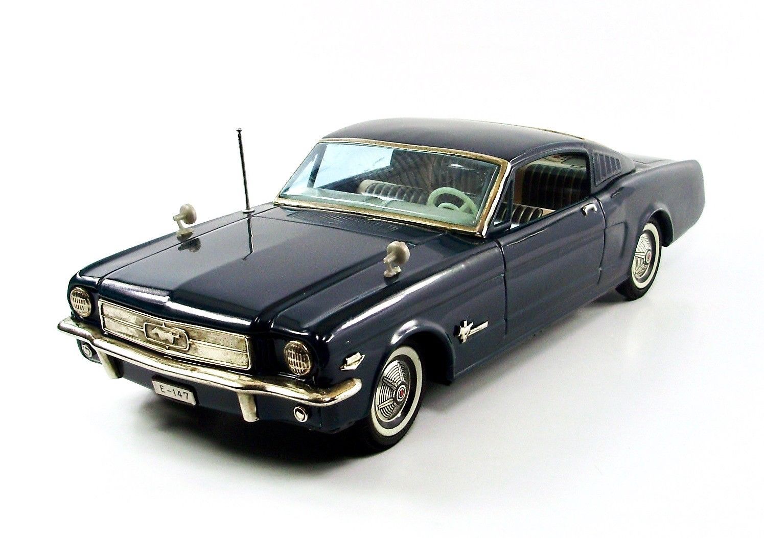 Jouet: Mustang 1966 fastback par Nomura S-l16022