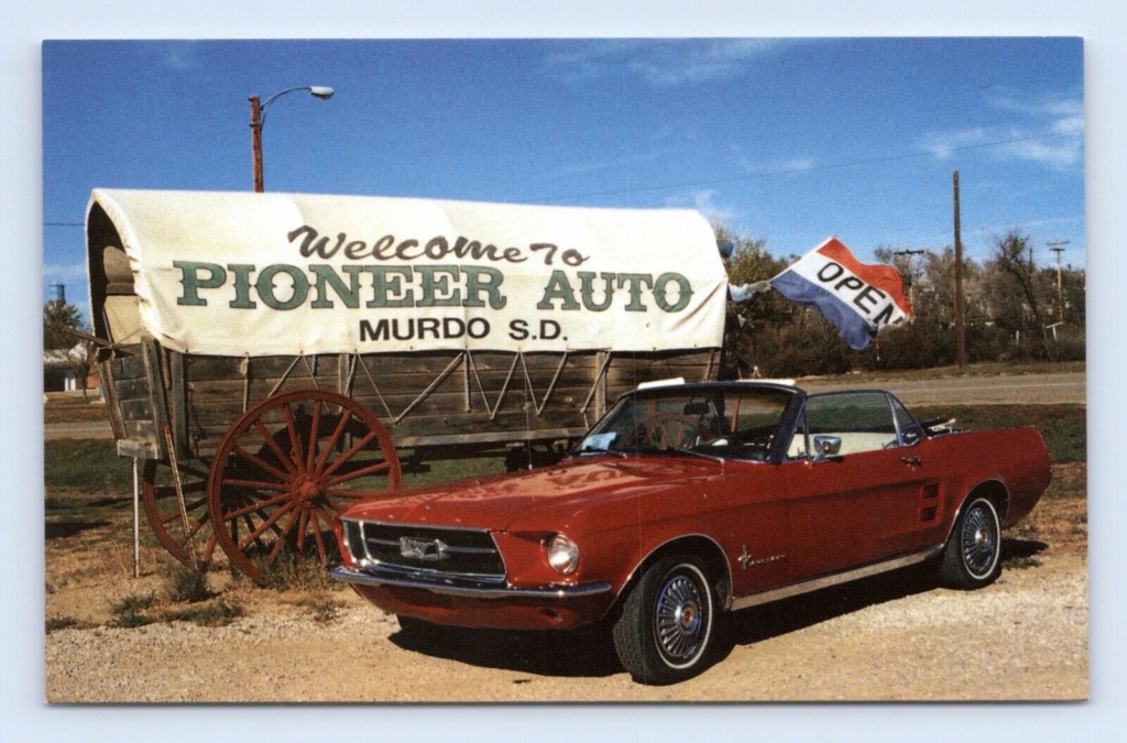 Vieille photo qui inclus des Mustang 65-73  - Page 11 S-l16161