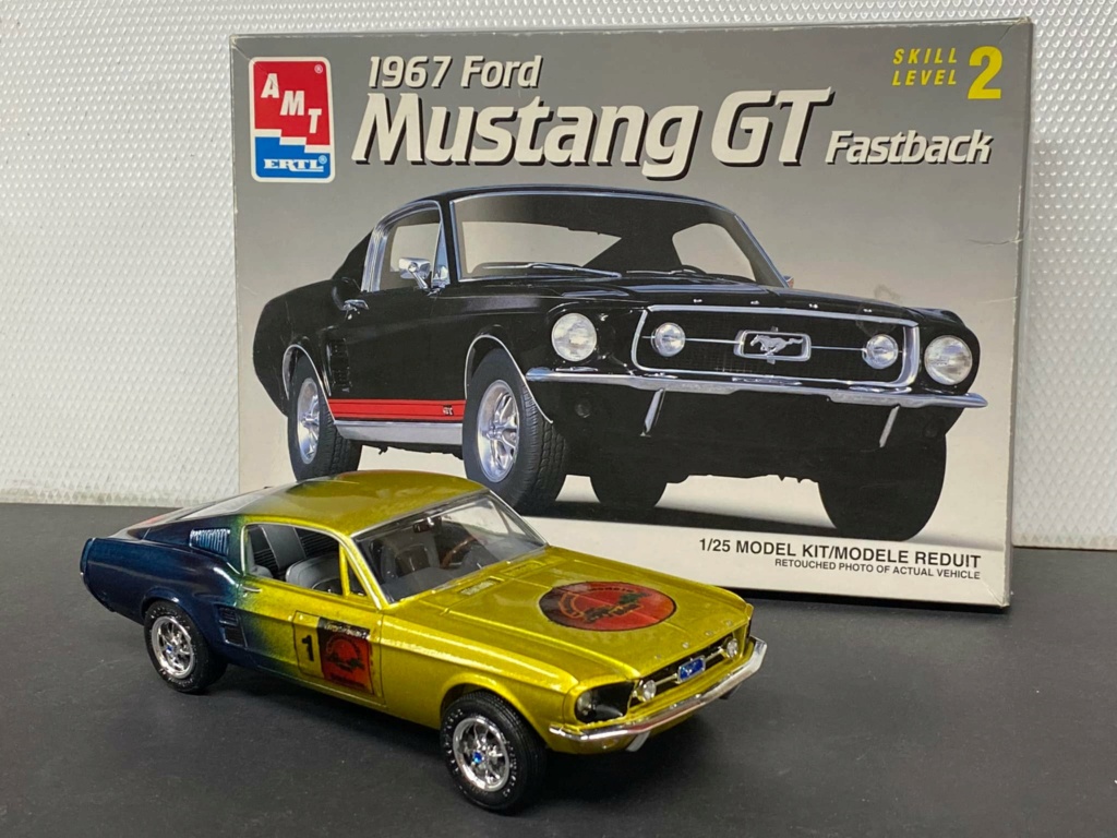 Modèle à coller de Mustang 1967 ou 1968 Stepha12