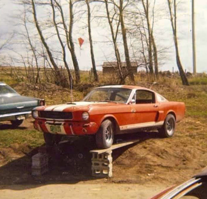 Vieille photo qui inclus des Mustang 65-73  - Page 4 Tum10