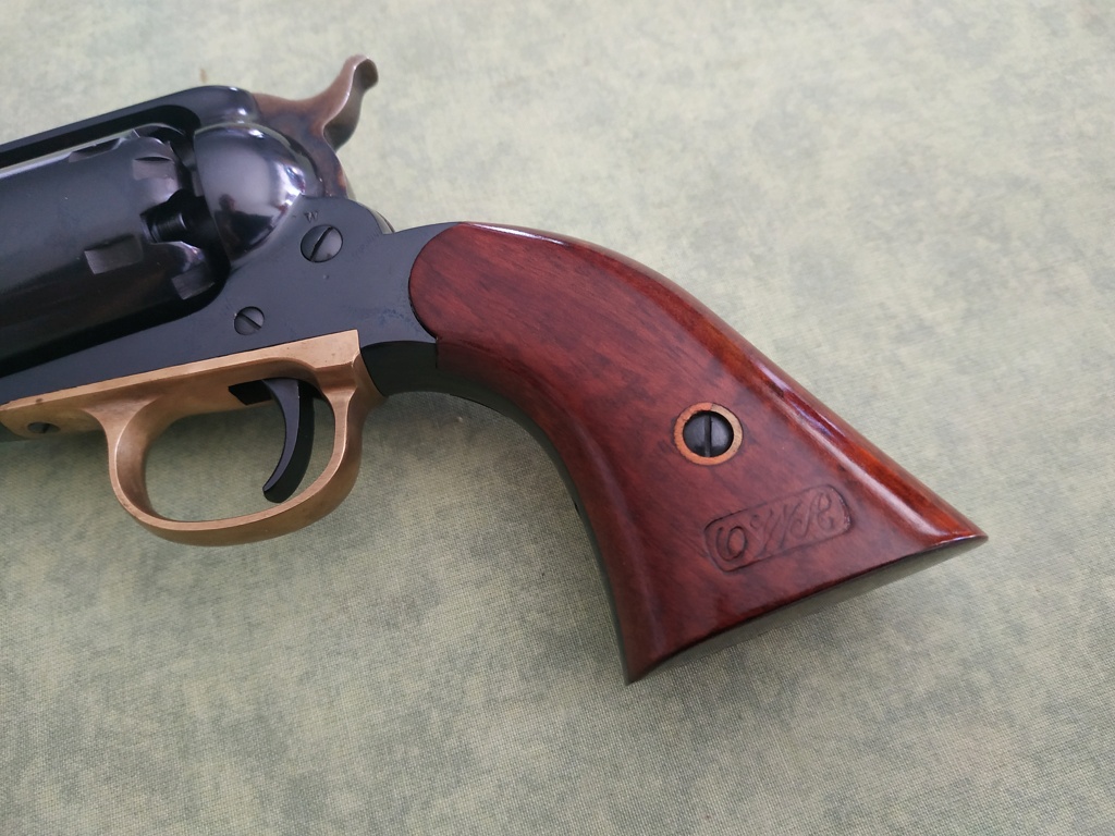 Uberti  avec cartouche de contrôleur sur crosse U210