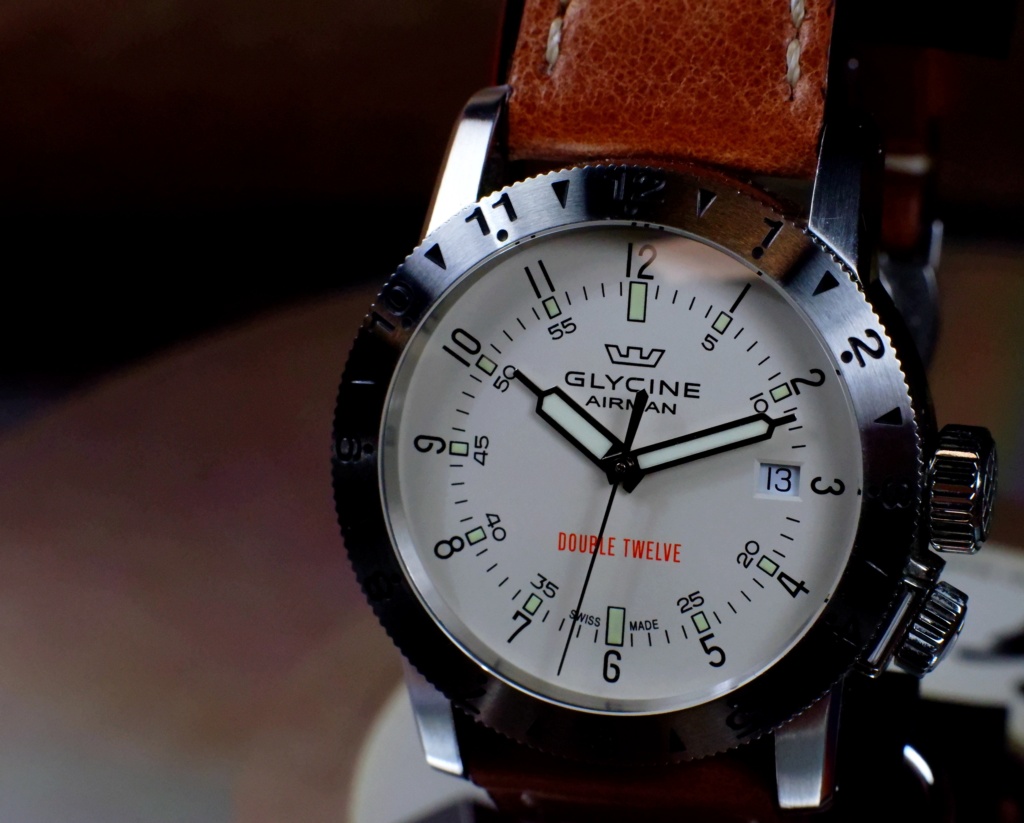 flieger - Feu de vos montres d'aviateur, ou inspirées du monde aéronautique - Page 30 Dscf8948
