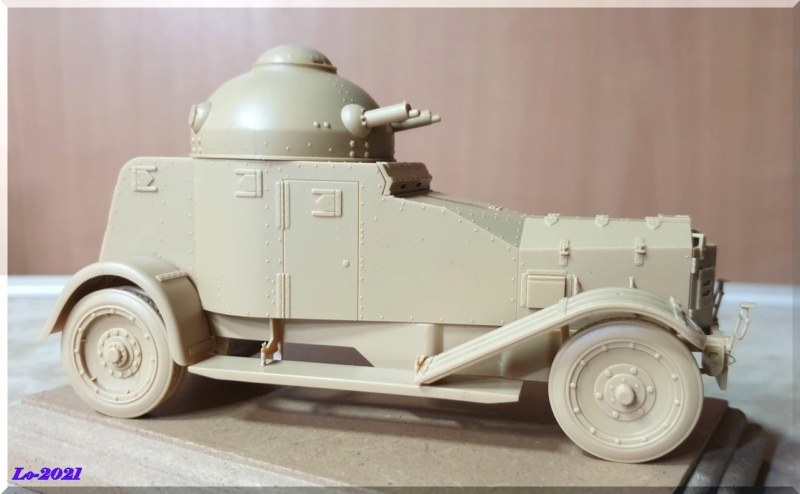 Vickers Crossley Armored car - Pit-Road - 1/35 Caisse20