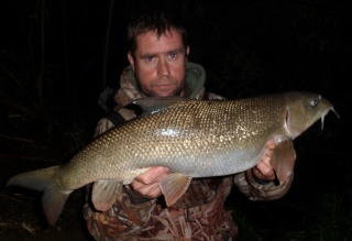 Summer Flood water Barbel Fishing J113