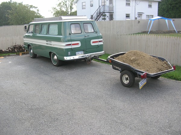 You tow what with your vintage van?!? Brier-12