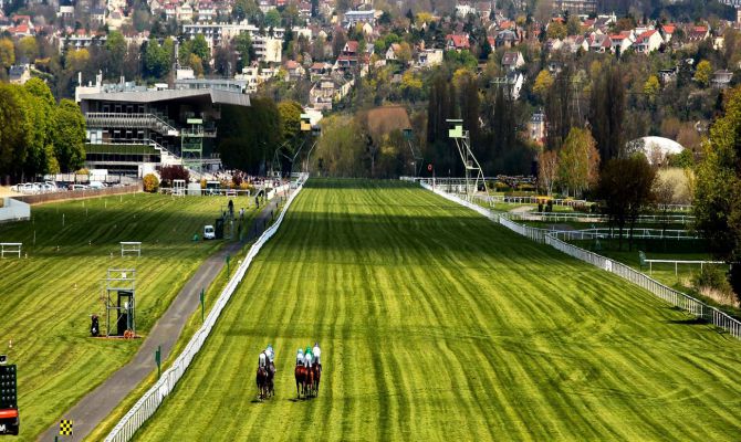 FERMETURE DE L'HIPPODROME DE MAISONS-LAFFITTE ? SI OUI UNE DÉCISION IRRESPONSABLE ! 4451f310