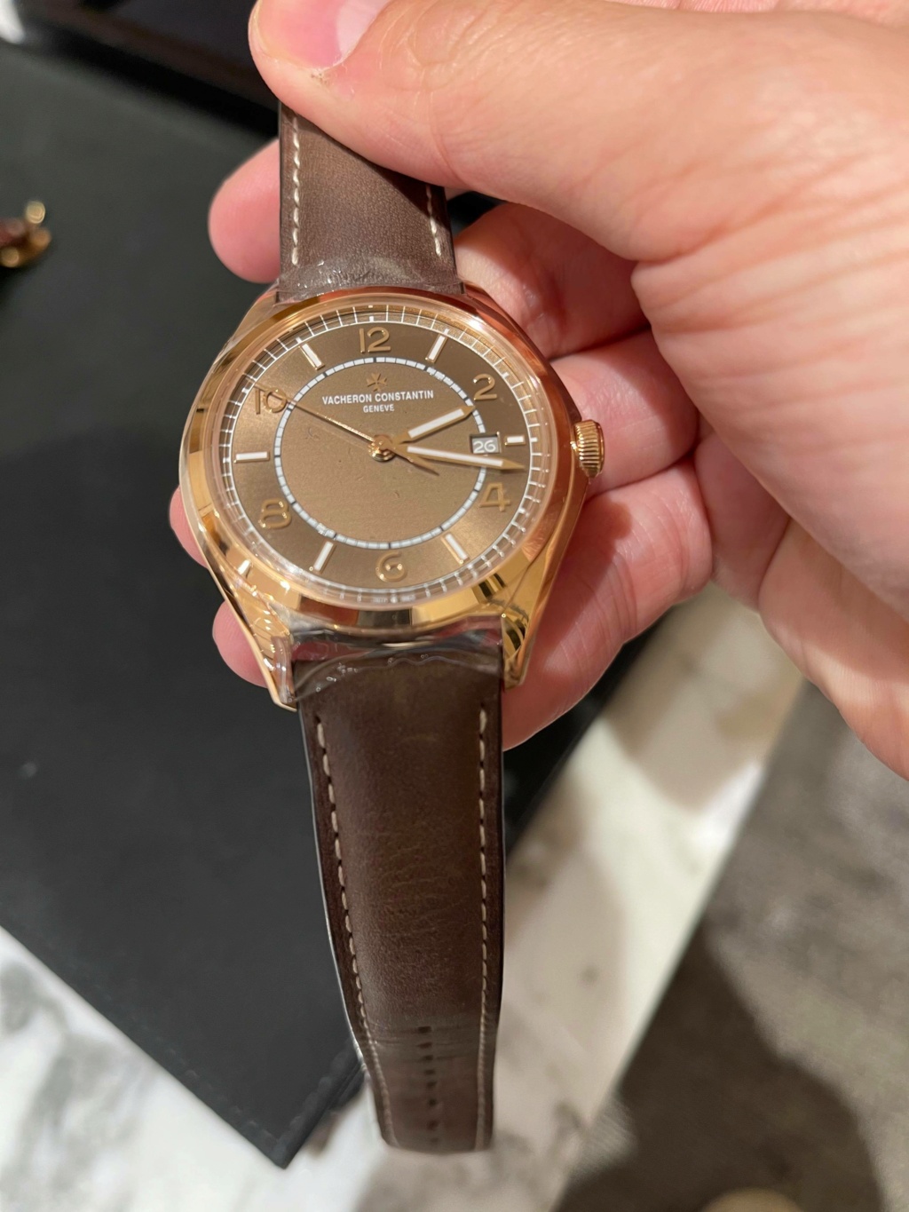 Vacheron Constantin, un nouveau coloris dans la gamme Fiftysix 16246310