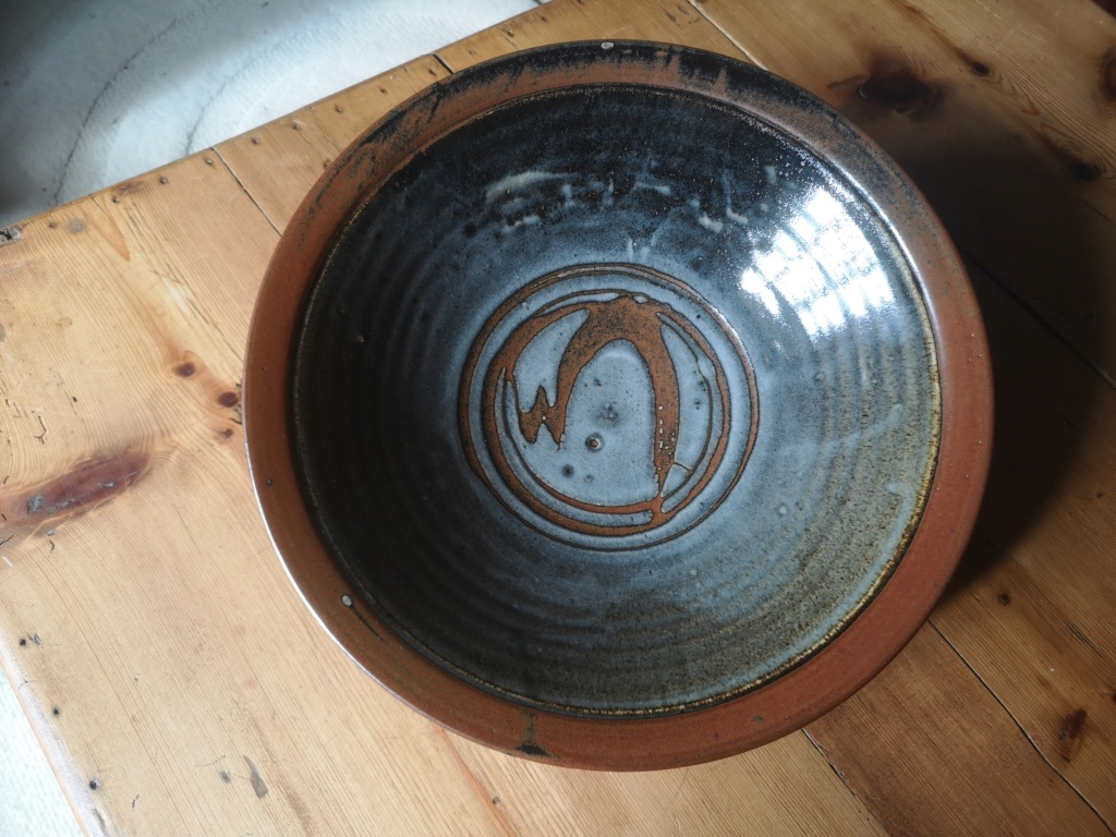 Studio pottery bowl Tenmoku and Grey - possibly John Jelfs' swan mark  Img_2215