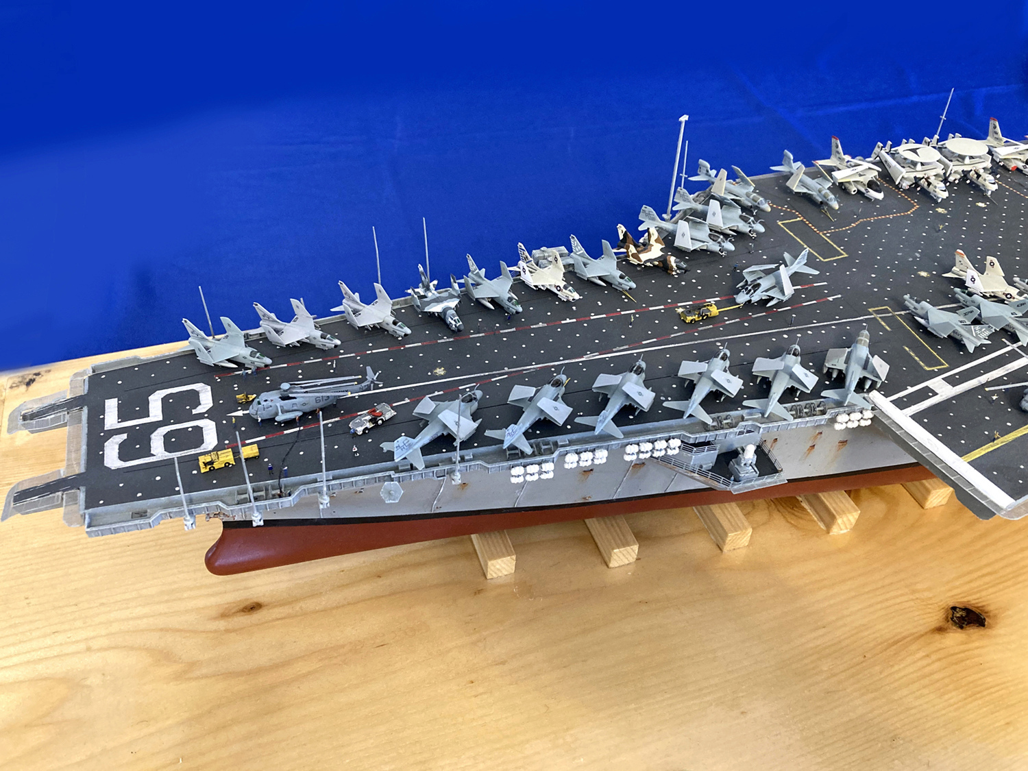 USS Enterprise "Big-E" CVN-65 [Tamiya 1/350°] Upgraded! Enter142