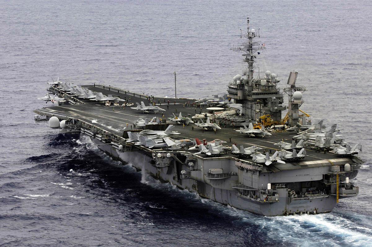 Supercarrier USS Kitty Hawk CV-63 [Trumpeter 1/350°] Kitty_12