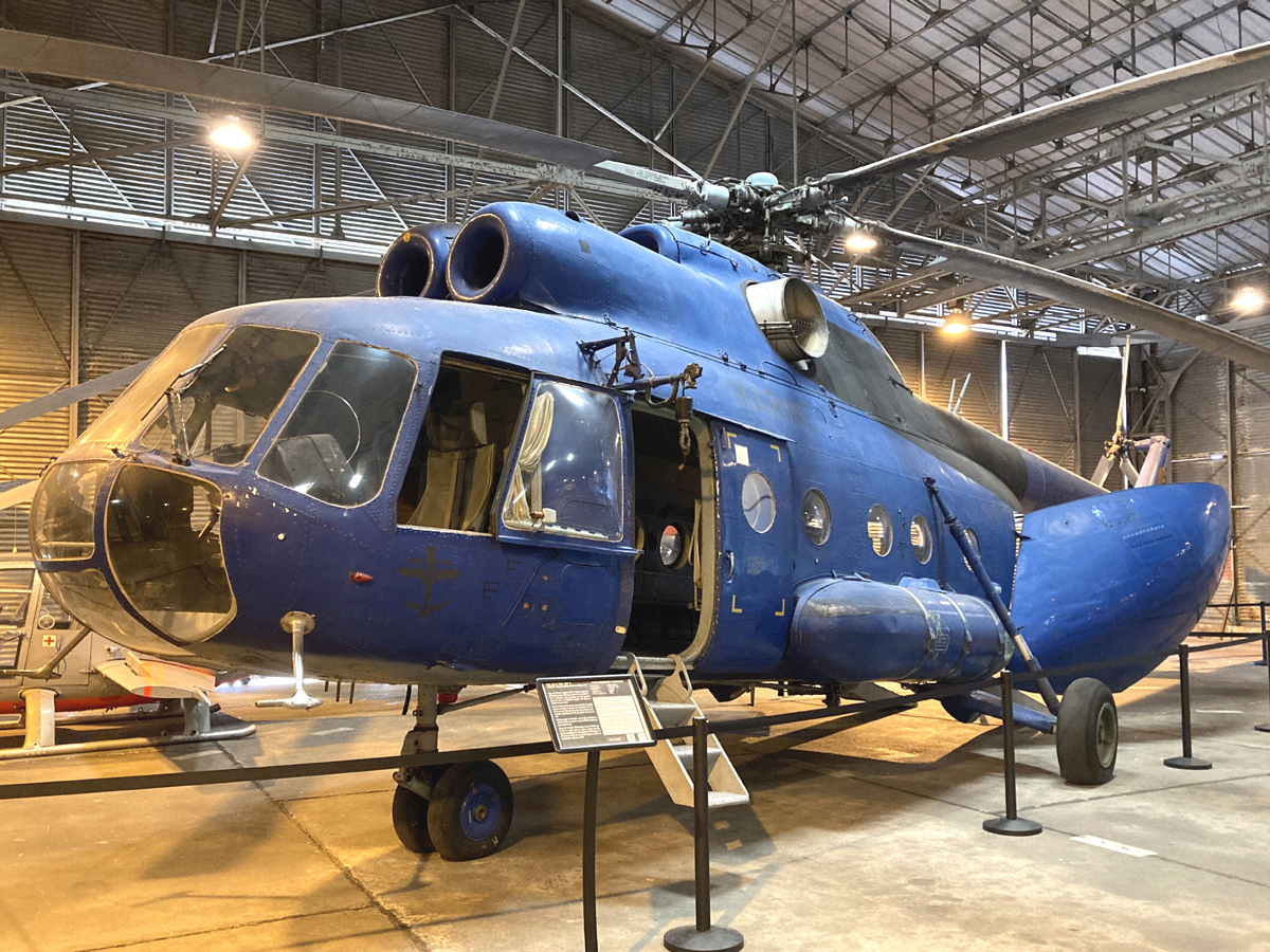 Musée de l'ALAT & de l'Hélicoptère à Dax Mil_mi12