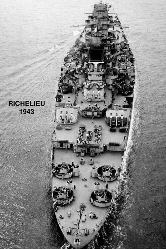 Cuirassé Richelieu [Heller 1/400°] de Tomcat - Page 2 Richel17