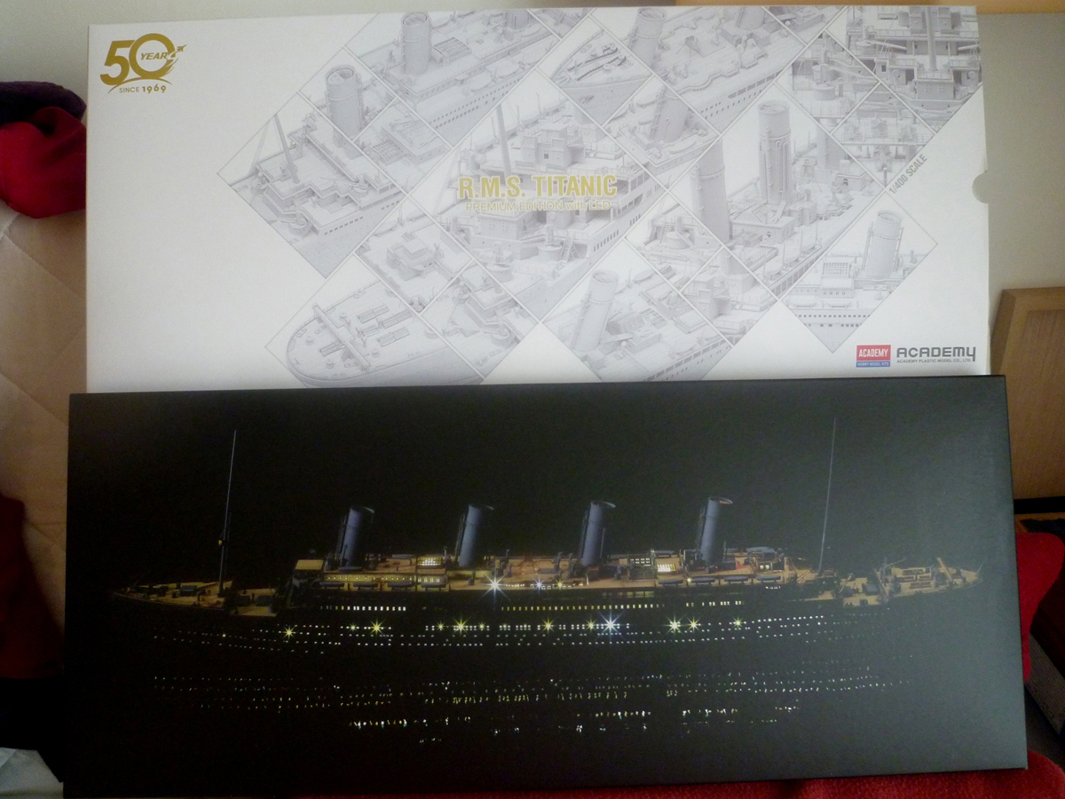 Derniers achats - Page 24 Titani12