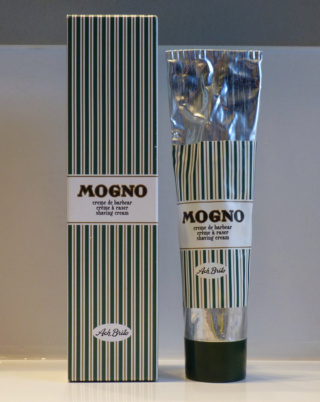 Crème de rasage Ach. Brito Mogno P1090521