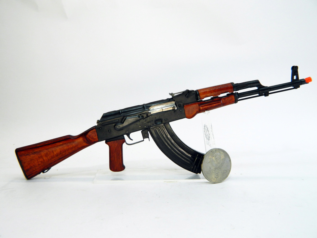 Models in 1/3-1/6 for sales Ak47-h11