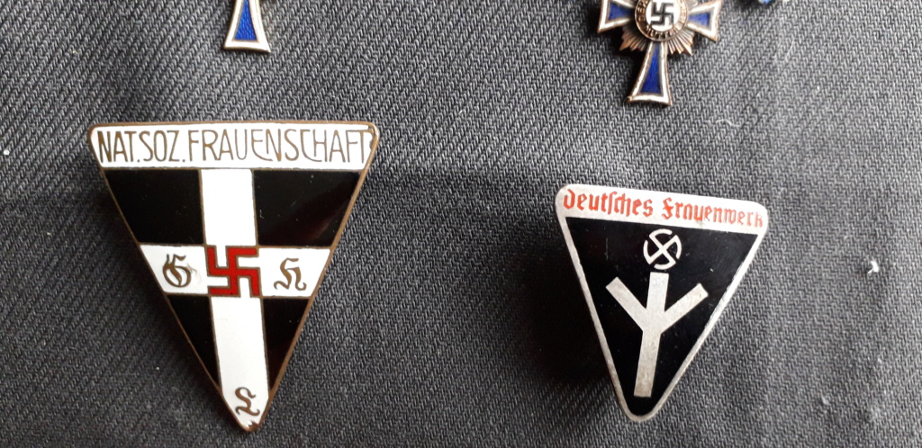Croix des Méres Allemandes et insigne NS féminin MàJ 28/10/20 20201012