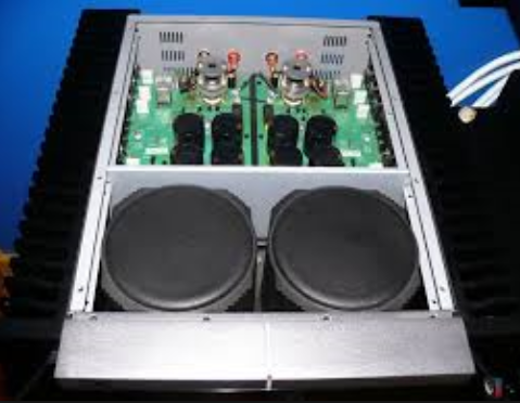 DK Designs VS.1 Reference Mk.III dual mono integrated amplifier  - sold Dk311