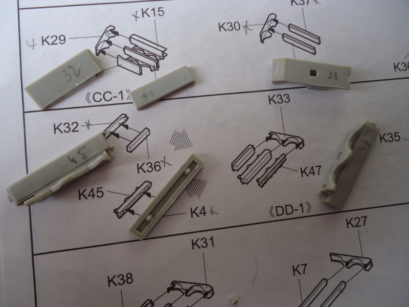 Char allemand Sd.Kfz. 182 KingTiger [Trumpeter 1/16°] de dan le cevenol - Page 5 Dsc04093