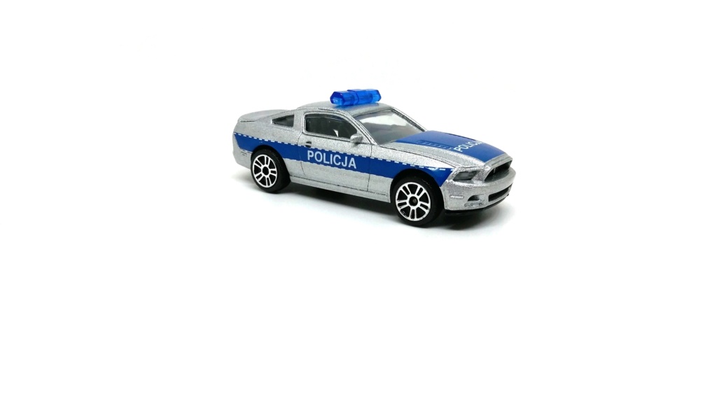 N°204A Ford Mustang police. Ford_m32