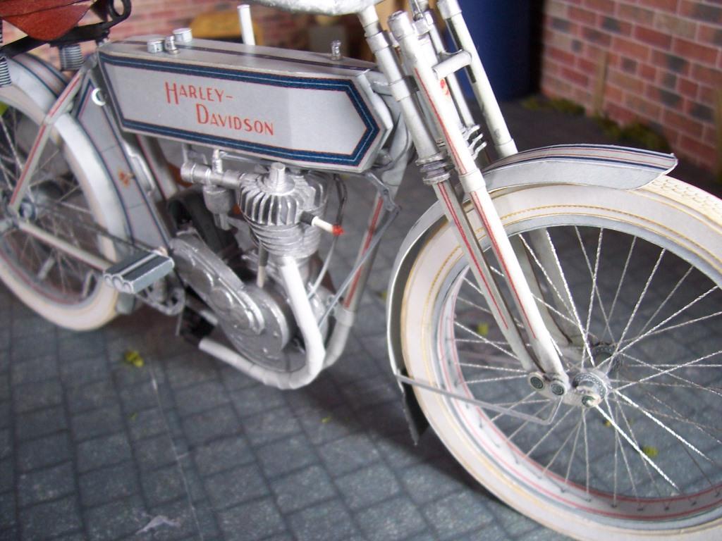 Harley Davidson A7 von 1911  M 1:10 Free Download v. Allen Greyer 100_7312