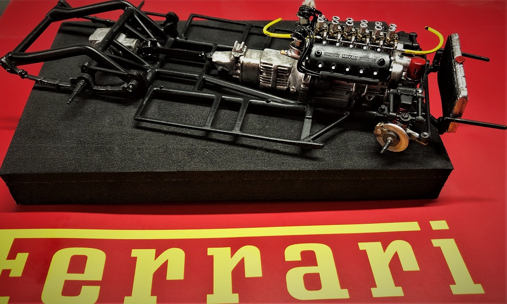 1/24 Ferrari 250 GTO Revell - Page 3 Chzess38