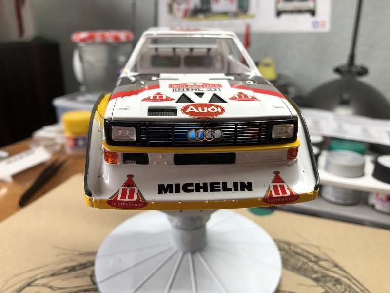 Audi Sport Quattro  - Page 4 Face_a10