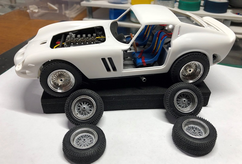 1/24 Ferrari 250 GTO Revell - Page 5 Roues_14