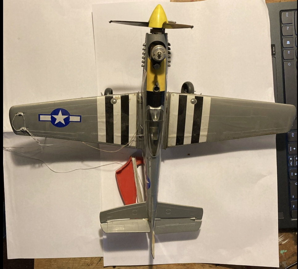 Cox Mustang P-51 Elevator broken or not ?  Captur18