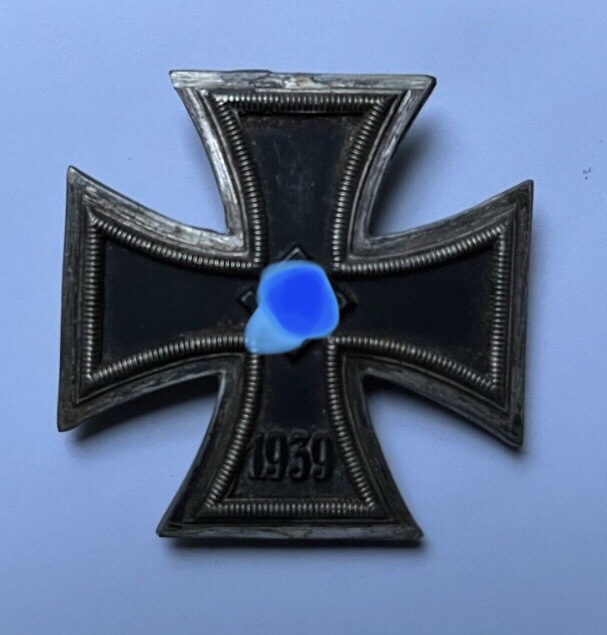 Croix de fer  4bae8910