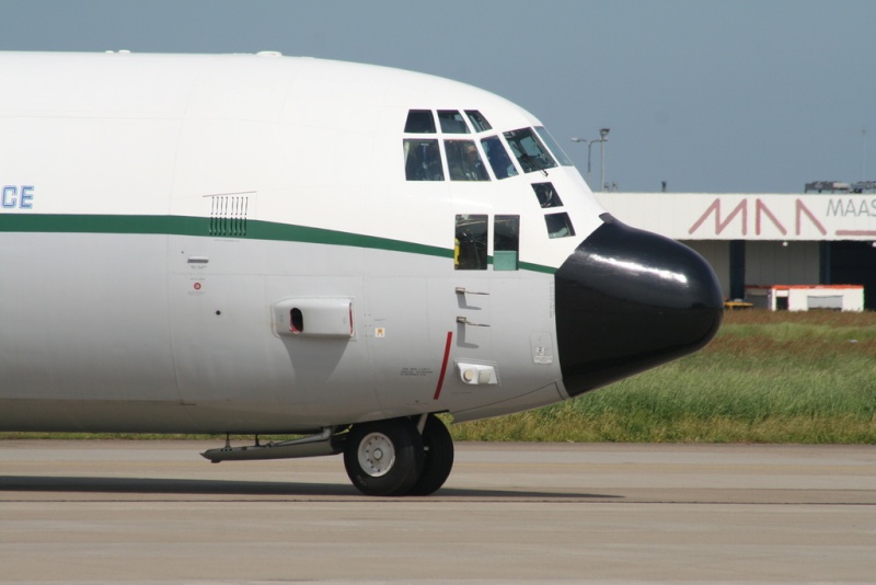 طائرة النقل سى-130 هرقل  CC-130 Hercules 7310