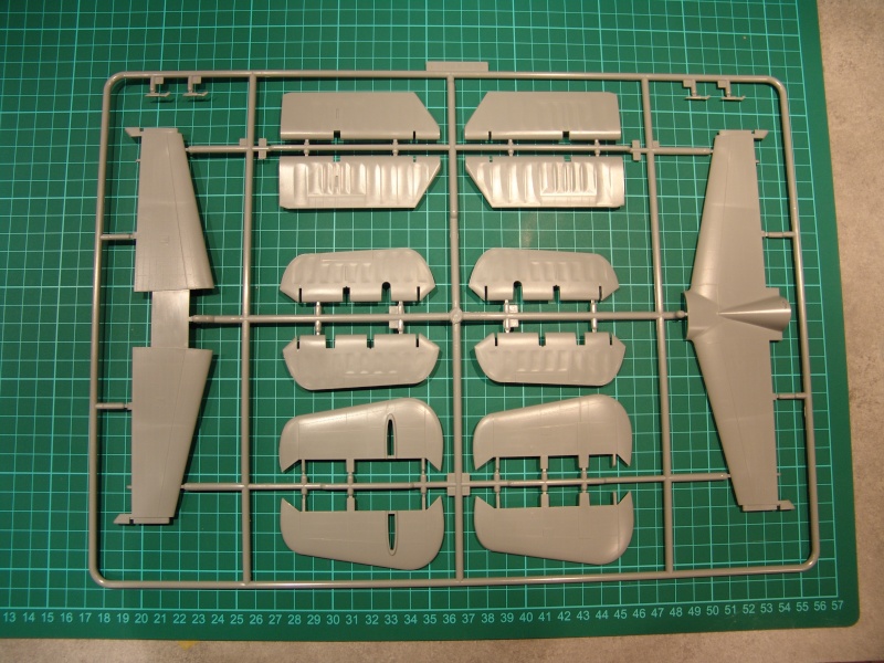 HK MODELS B-25J MITCHELL " THE BOMBER " Dsc04224