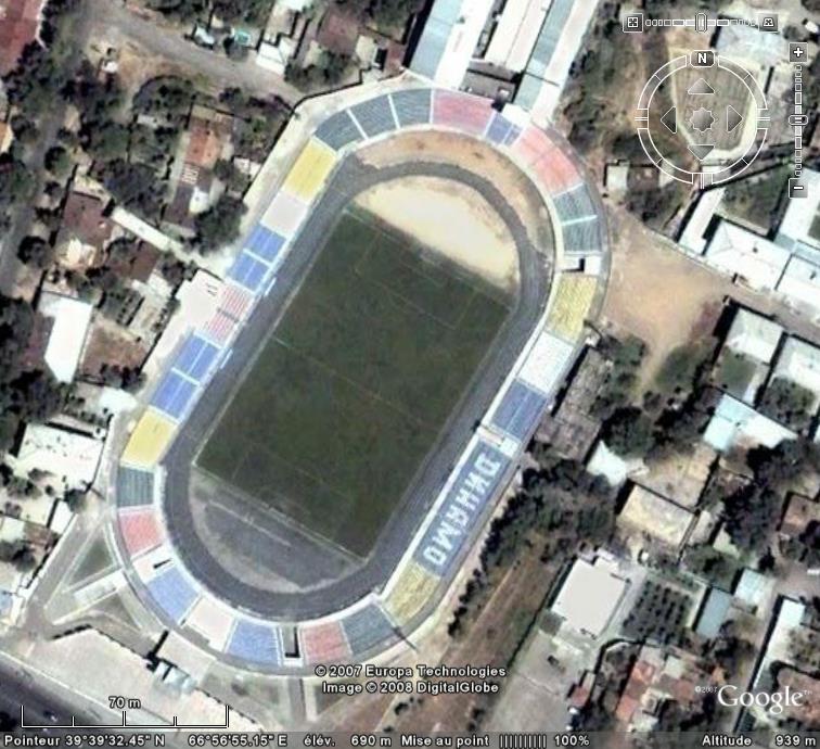 Stades de football dans Google Earth - Page 9 Dynamo11