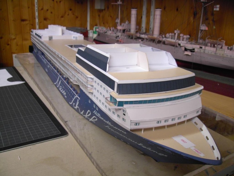 Modernes Kreuzfahrtschiff 1:250 - Seite 2 Pict2020