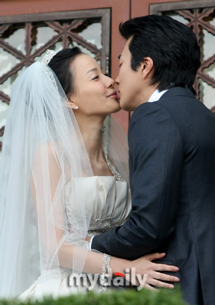 Happy Wedding Kwon Sang Woo-Son Tae Young 20080916