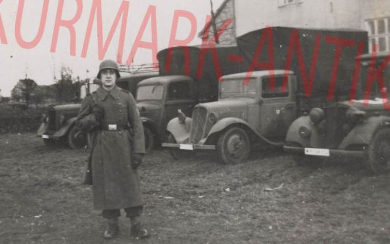 Photos de Citroën pendant la Seconde Guerre Mondiale - Page 5 C1topo10